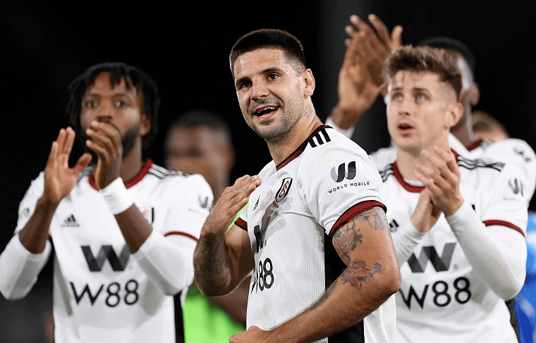 半场：云南1-0西海岸，奥斯卡助攻恩里克闪击（半场战报：云南1-0领先西海岸，奥斯卡助攻恩里克闪电破门）